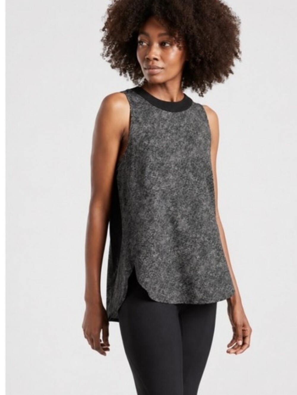 Athleta Zephyr tank top With snakeskin Black And Brown print Size Medium